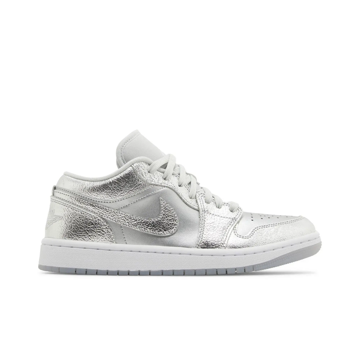 Jordan 1 Low SE Metallic Silver (Women's) sneaker 1 - stylecode FN5030-001