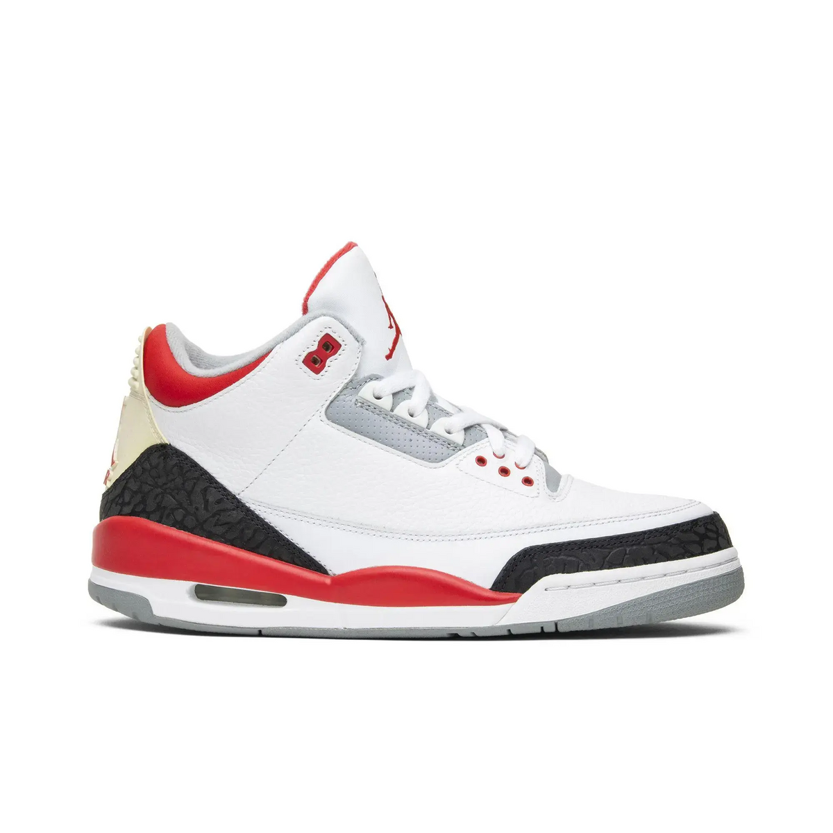 Jordan 3 Retro Fire Red (2007) sneaker 1 - stylecode 136064-161
