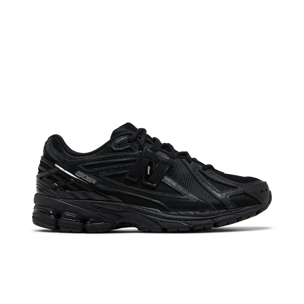 New Balance 1906R Black sneaker 1 - stylecode M1906RBB