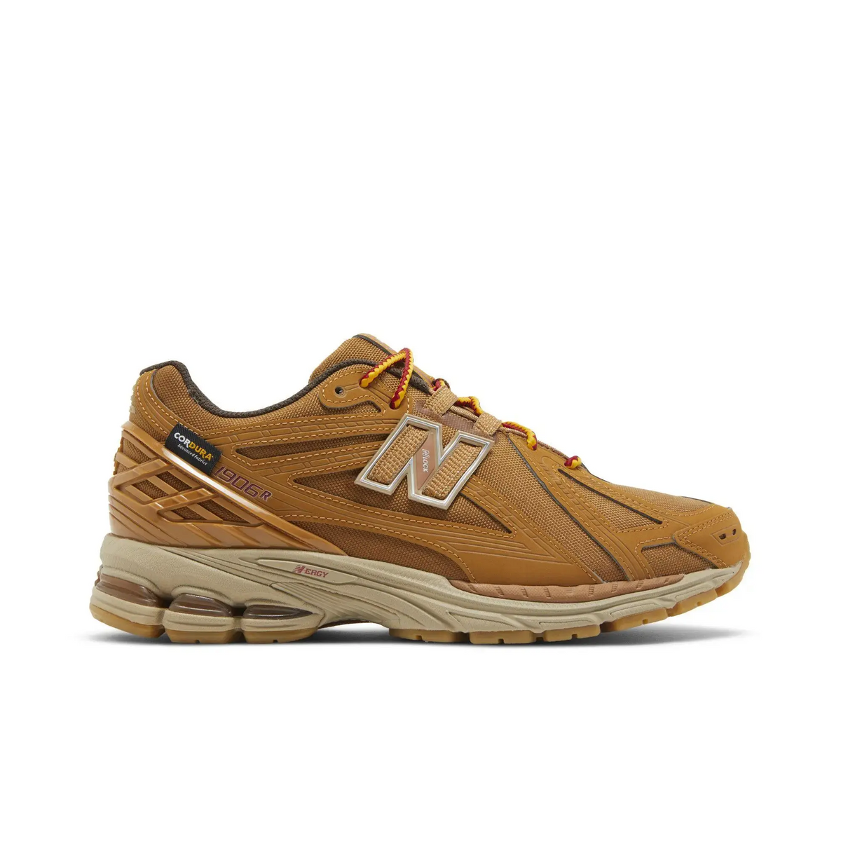 New Balance 1906R Cordura Pocket Wheat sneaker 1 - stylecode M1906ROB