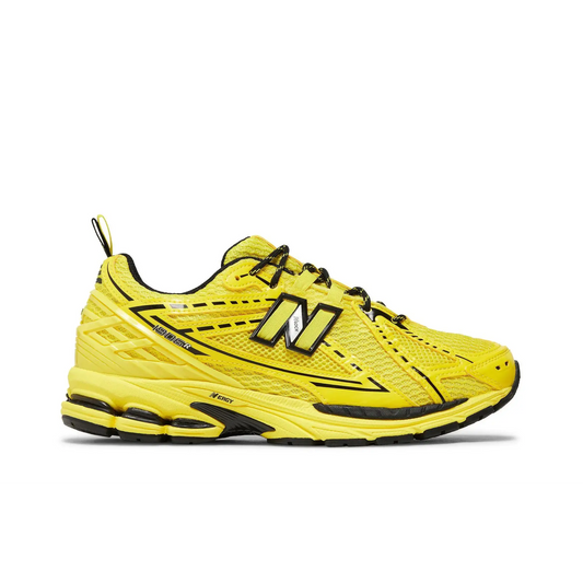 New Balance 1906R GANNI Blazing Yellow sneaker 1 - stylecode M1906RGA