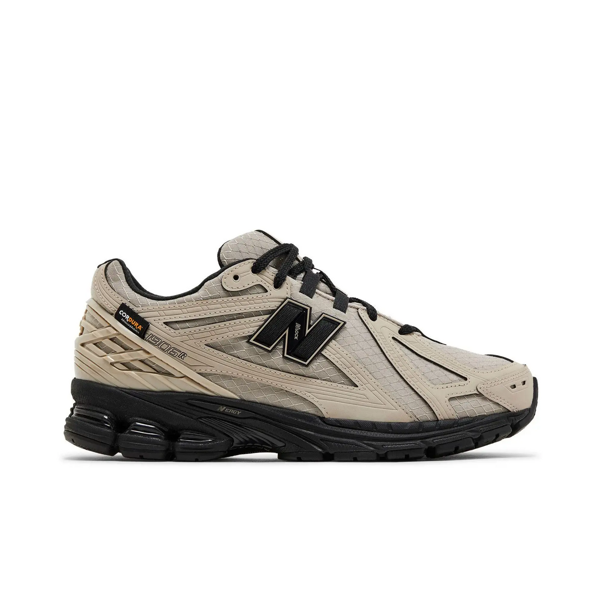 New Balance 1906R Light Mushroom Black sneaker 1 - stylecode M1906RJI