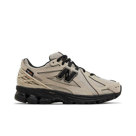 New Balance 1906R Light Mushroom Black sneaker 1 - stylecode M1906RJI