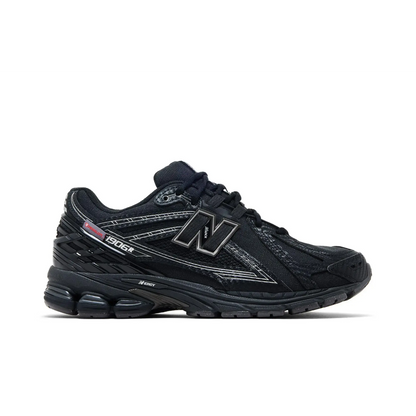 New Balance 1906R Primaloft Black Silver Metallic sneaker 1 - stylecode U1906ROE