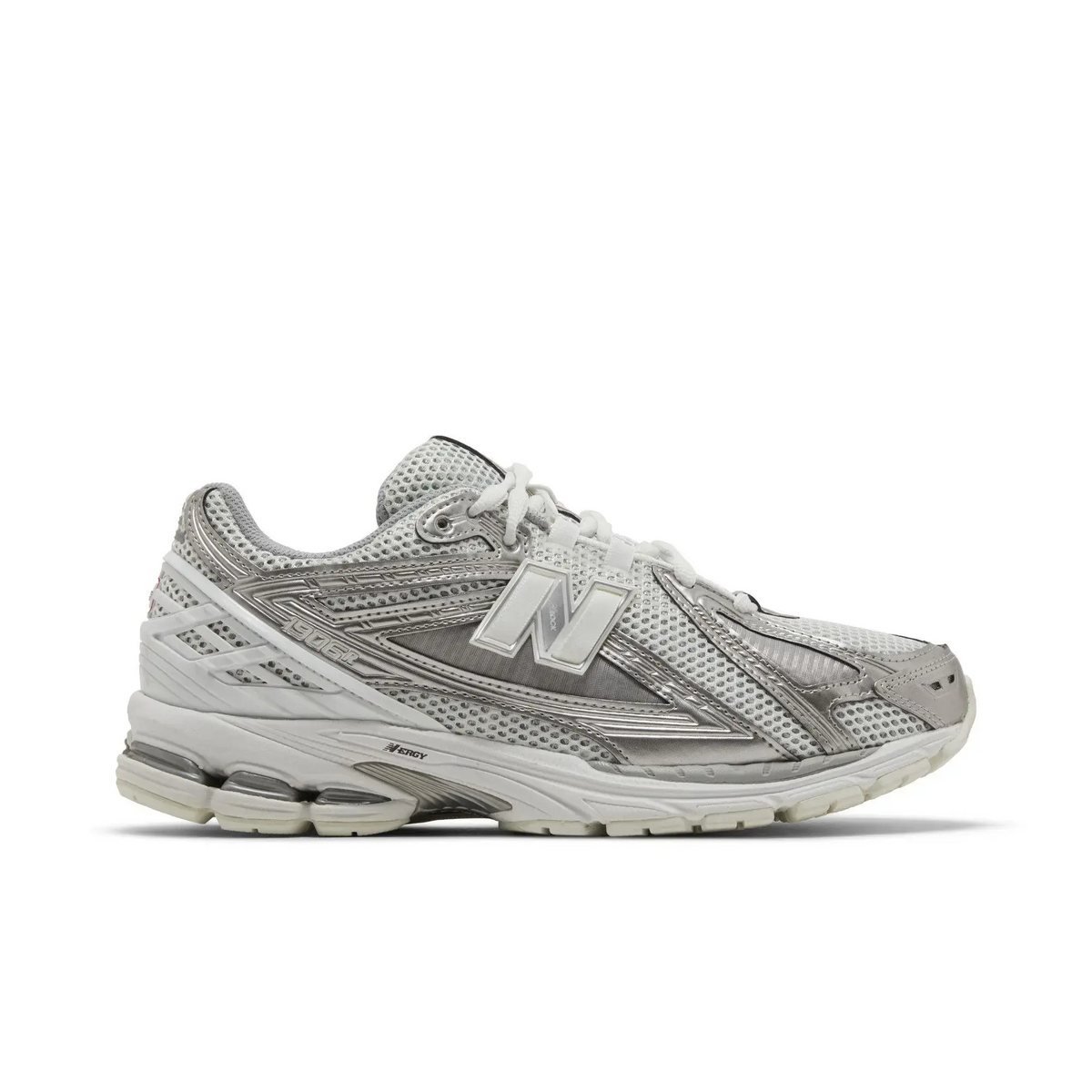 New Balance 1906R Urbancore Silver sneaker 1 - stylecode M1906RCB