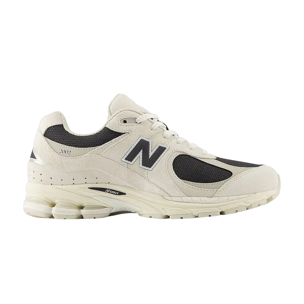 New Balance 2002R Arid Stone Black Coffee sneaker 1 - stylecode U2002RN