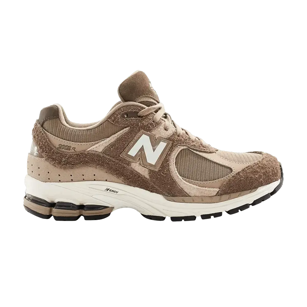 New Balance 2002R ASOS Exclusive Brown sneaker 1 - stylecode M2002RAY
