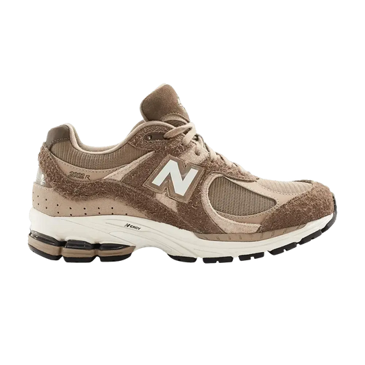 New Balance 2002R ASOS Exclusive Brown sneaker 1 - stylecode M2002RAY