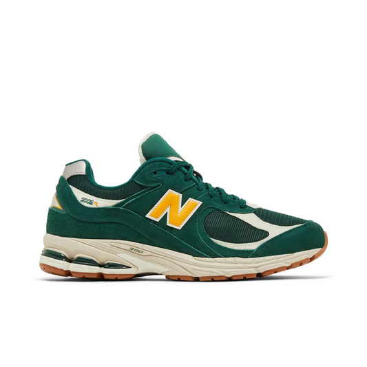 New Balance 2002R ASOS Exclusive Green sneaker 1 - stylecode M2002RAC