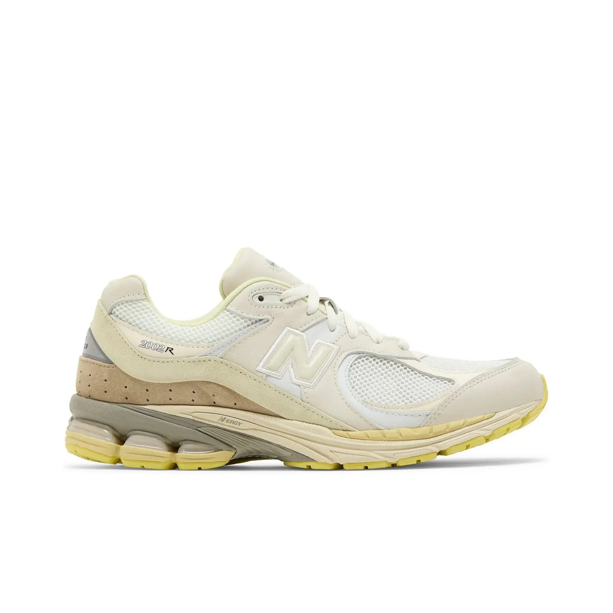 New Balance 2002R AURALEE White sneaker 1 - stylecode M2002RA1