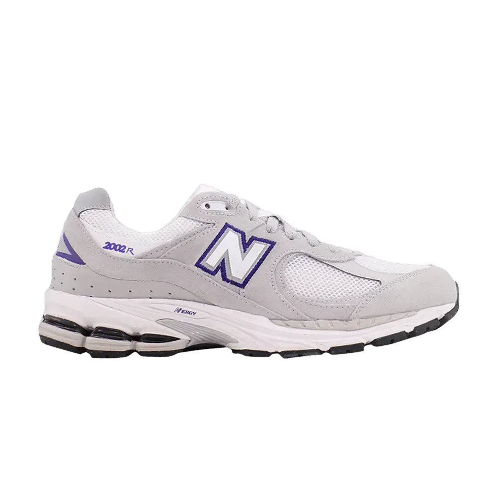 New Balance 2002R Beauty & Youth sneaker 1 - stylecode ML2002R6