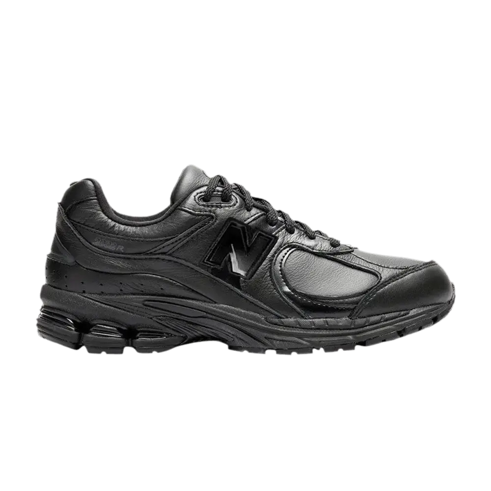 New Balance 2002R Black sneaker 1 - stylecode ML2002RK