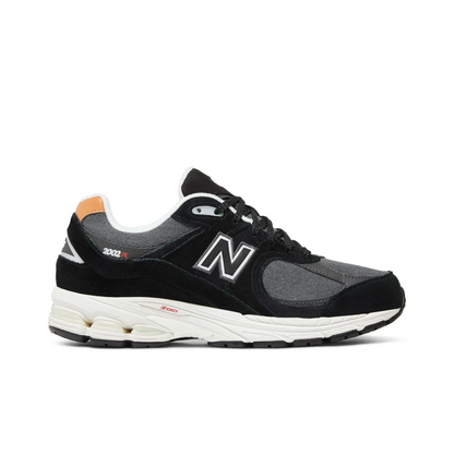 New Balance 2002R Black Sepia sneaker 1 - stylecode M2002REB