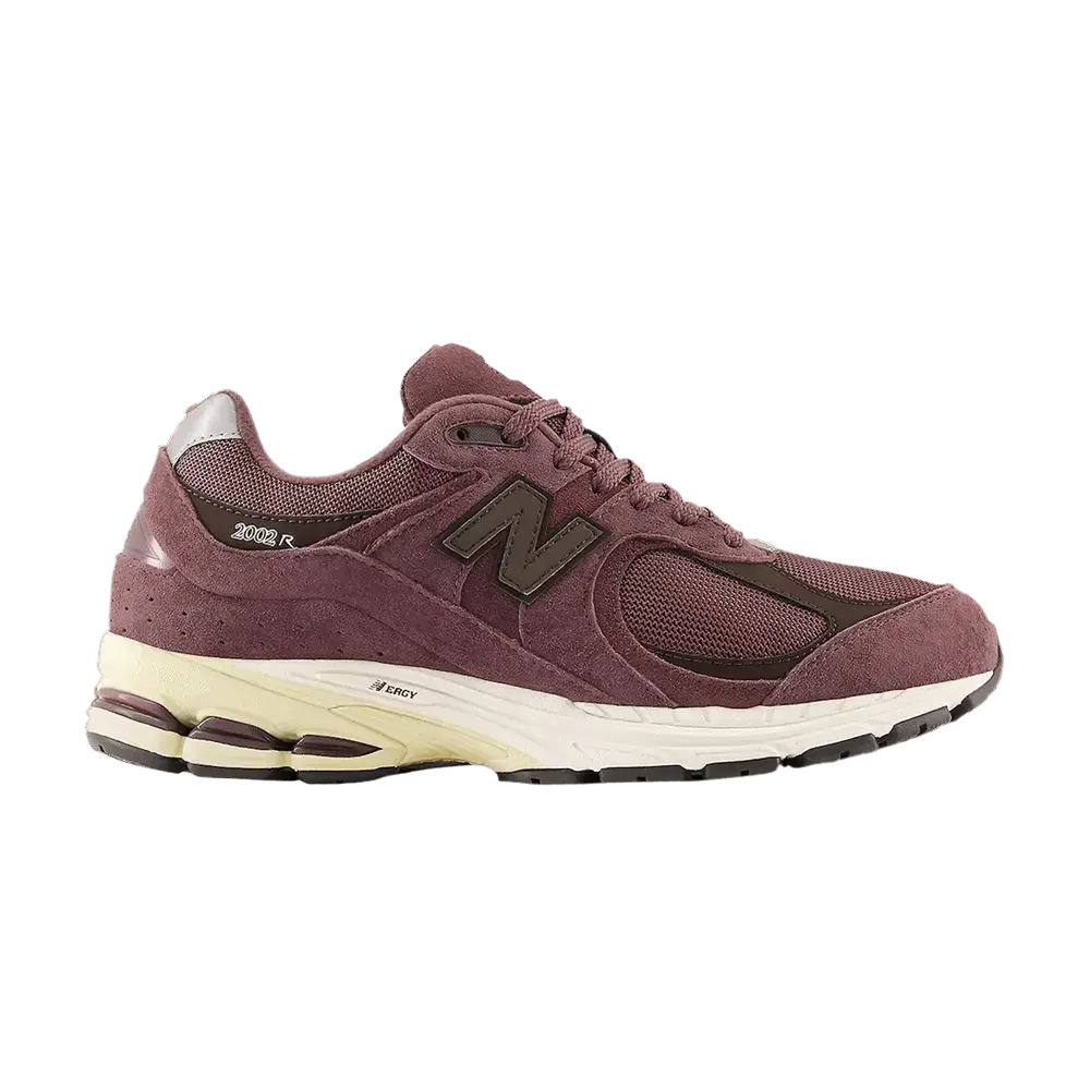 New Balance 2002R Dark Grape sneaker 1 - stylecode M2002RCD