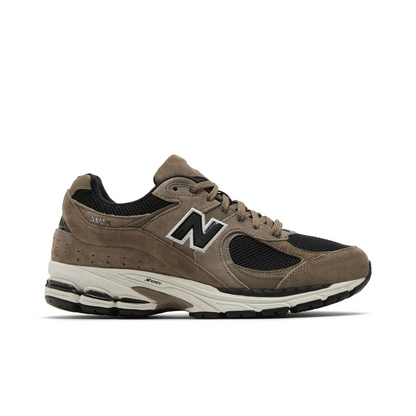 New Balance 2002R Driftwood Black sneaker 1 - stylecode M2002RTJ