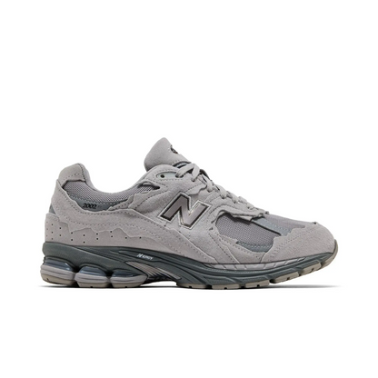 New Balance 2002R Gore-Tex Protection Pack Slate Grey sneaker 1 - stylecode U200227R