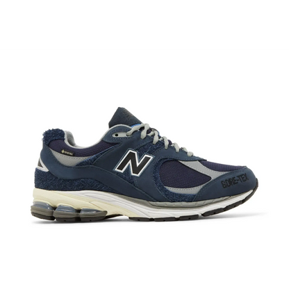 New Balance 2002R Invincible x N.Hoolywood Gore-Tex Navy sneaker 1 - stylecode M2002RXH