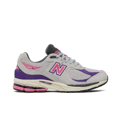 New Balance 2002R J. Crew Rain Cloud sneaker 1 - stylecode M2002RWB