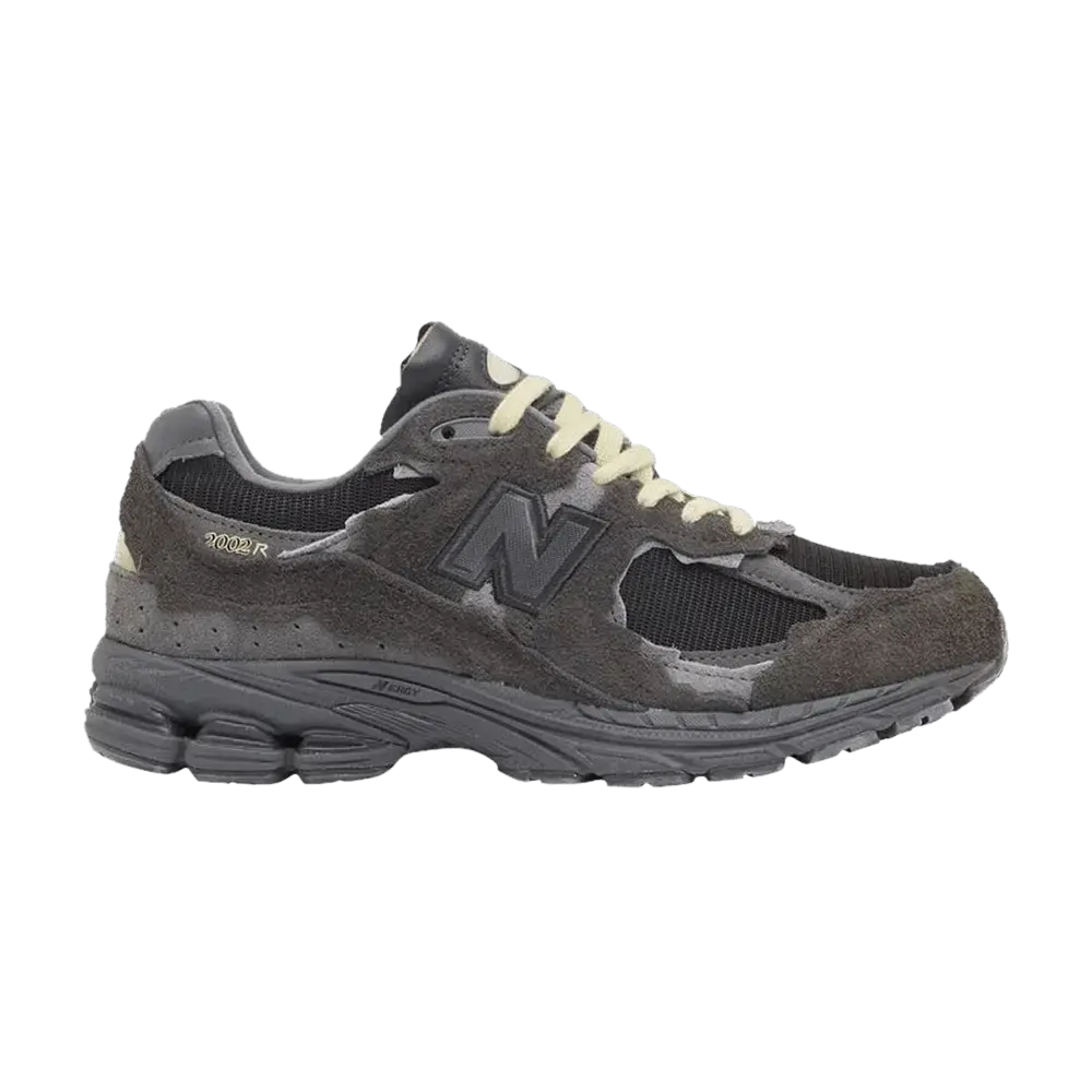 New Balance 2002R Protection Pack Natural Blackened sneaker 1 - stylecode M2002RD5