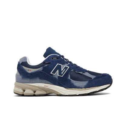 New Balance 2002R Protection Pack Navy Grey sneaker 1 - stylecode M2002RDK