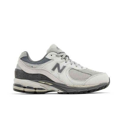 New Balance 2002R Raincloud Concrete sneaker 1 - stylecode M2002RRW