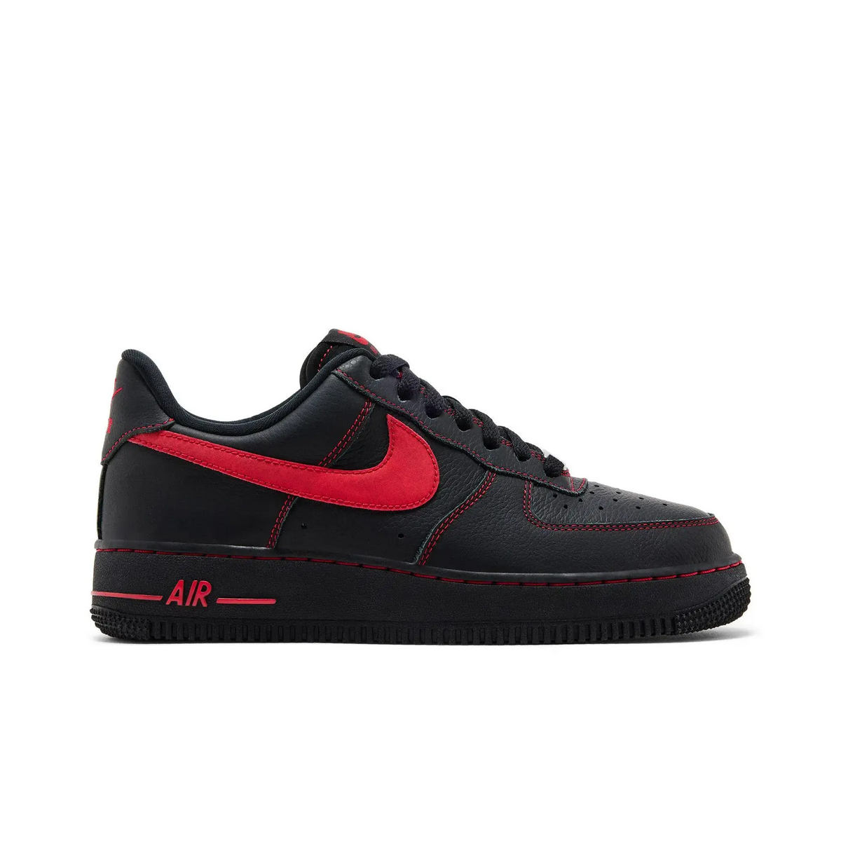 Nike Air Force 1 Low '07 LV8 Bred sneaker 1 - stylecode HQ2037-005