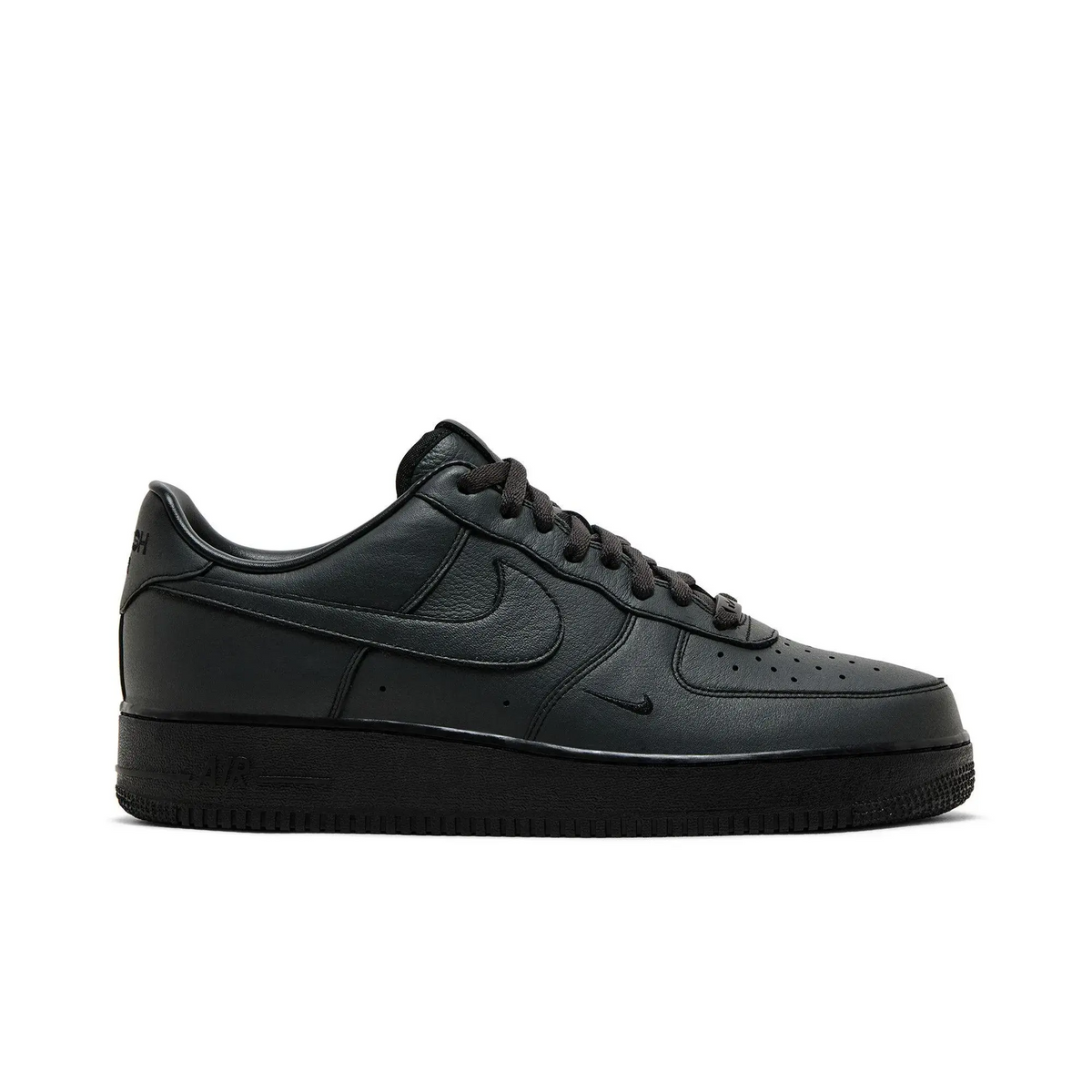 Nike Air Force 1 Low .SWOOSH Dirty Triple Black sneaker 1 - stylecode HJ9348-001