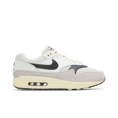 Nike Air Max 1 Light Bone Iron Grey sneaker 1 - stylecode HJ3498-007