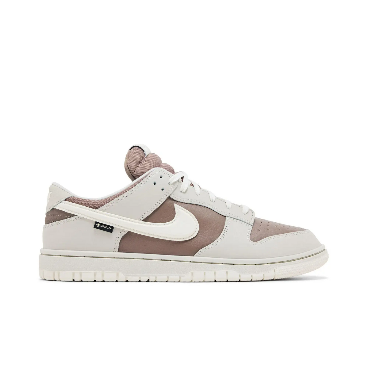 Nike Dunk Low Gore-Tex Light Bone sneaker 1 - stylecode HQ2053-002