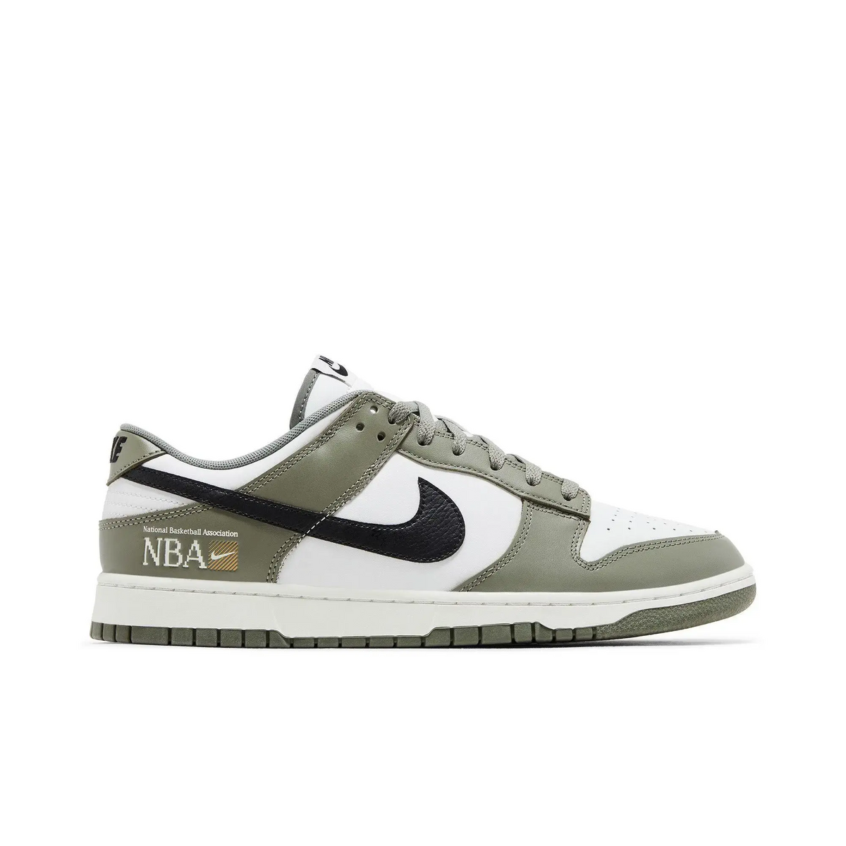 Nike Dunk Low NBA Paris sneaker 1 - stylecode FZ4624-001