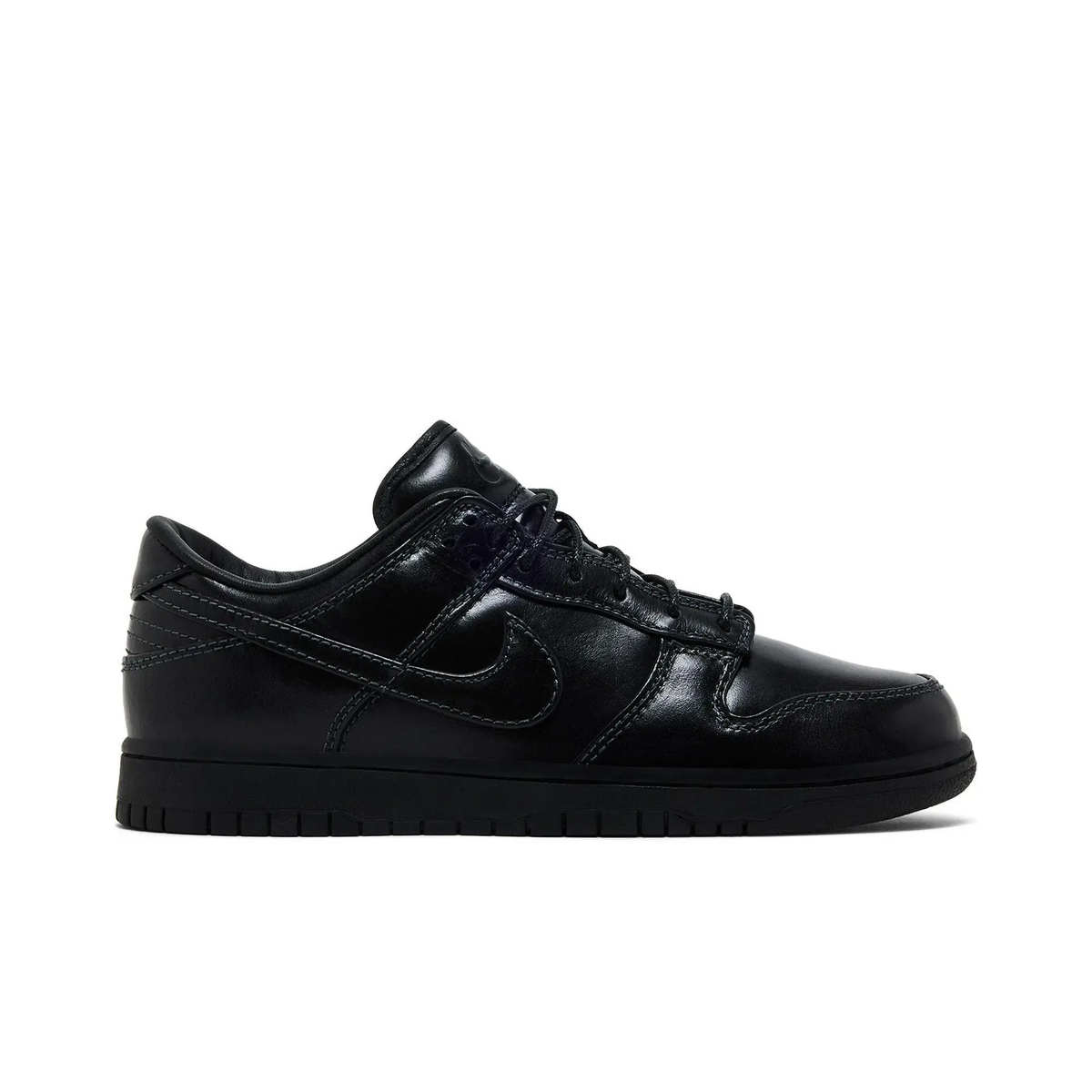 Nike Dunk Low Retro Premium Black sneaker 1 - stylecode IQ3342-001