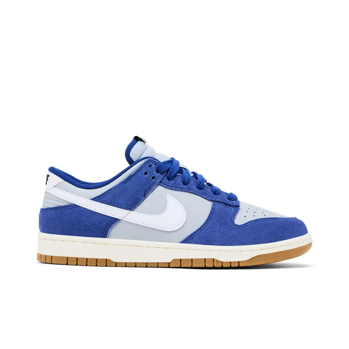 Nike Dunk Low Retro SE Deep Royal Blue Gum sneaker 1 - stylecode IB6399-003