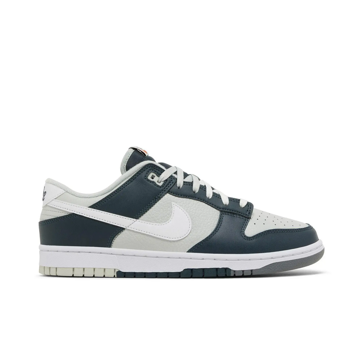 Nike Dunk Low Retro Split Deep Jungle sneaker 1 - stylecode FB8896-300