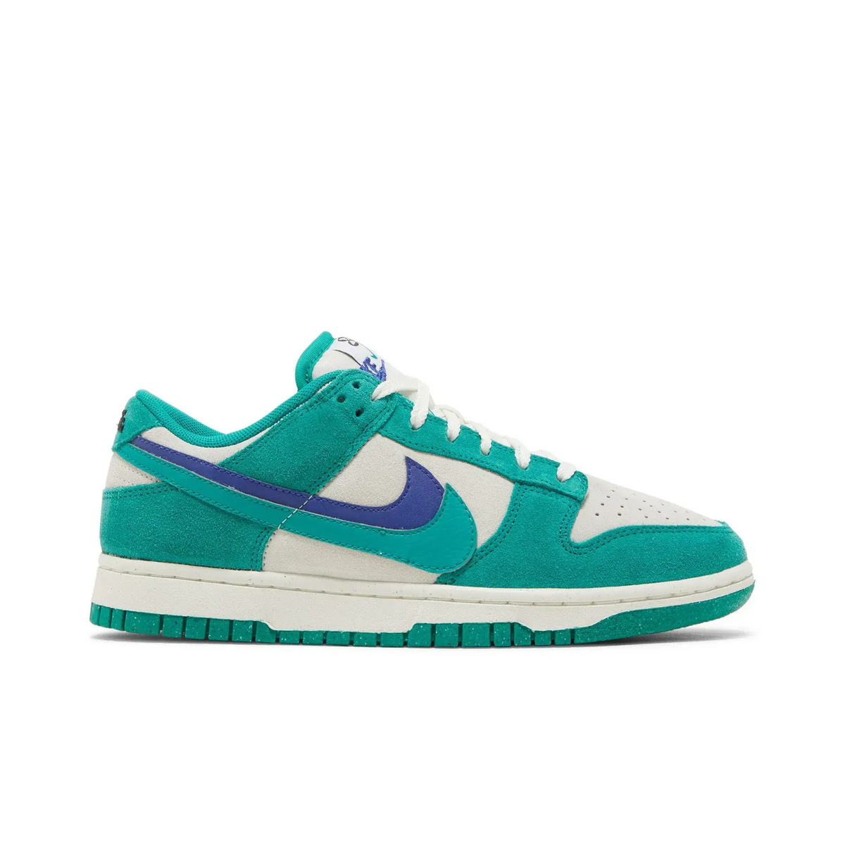 Nike Dunk Low SE 85 Neptune Green (Women's) sneaker 1 - stylecode DO9457-101
