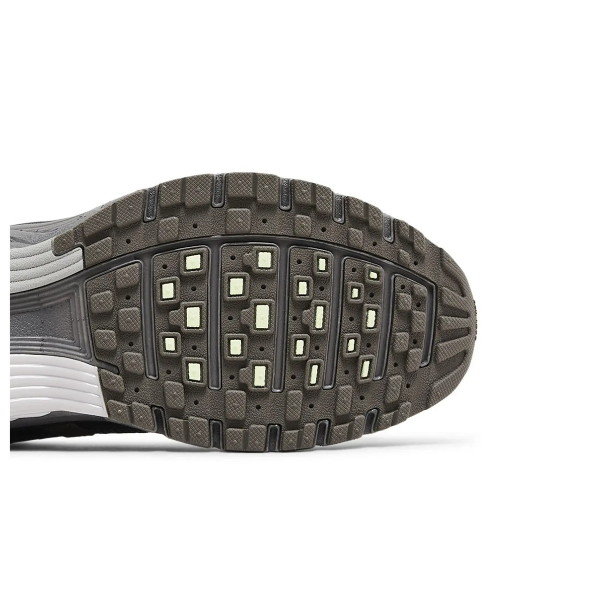 Nike P-6000 Cave Stone Medium Ash Flat Pewter Metallic Silver sneaker, productfoto 6 - stylecode CD6404-202