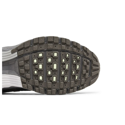Nike P-6000 Cave Stone Medium Ash Flat Pewter Metallic Silver sneaker, productfoto 6 - stylecode CD6404-202