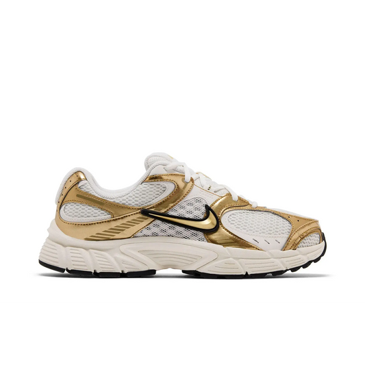Nike V5 RNR Phantom Metallic Gold sneaker 1 - stylecode IO7523-030