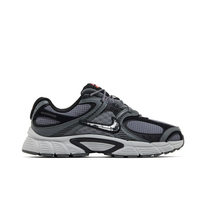 Nike V5 RNR SE Iron Grey Metallic Silver sneaker 1 - stylecode IM6769-068