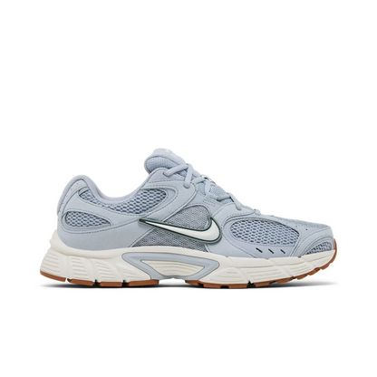 Nike V5 RNR Wolf Grey Gum sneaker 1 - stylecode II6292-005