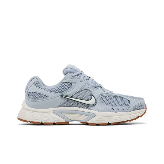 Nike V5 RNR Wolf Grey Gum sneaker 1 - stylecode II6292-005