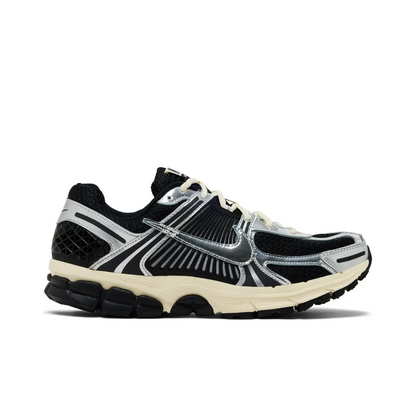 Nike Zoom Vomero 5 Black Metallic Silver Coconut Milk Chrome sneaker 1 - stylecode IM3486-003