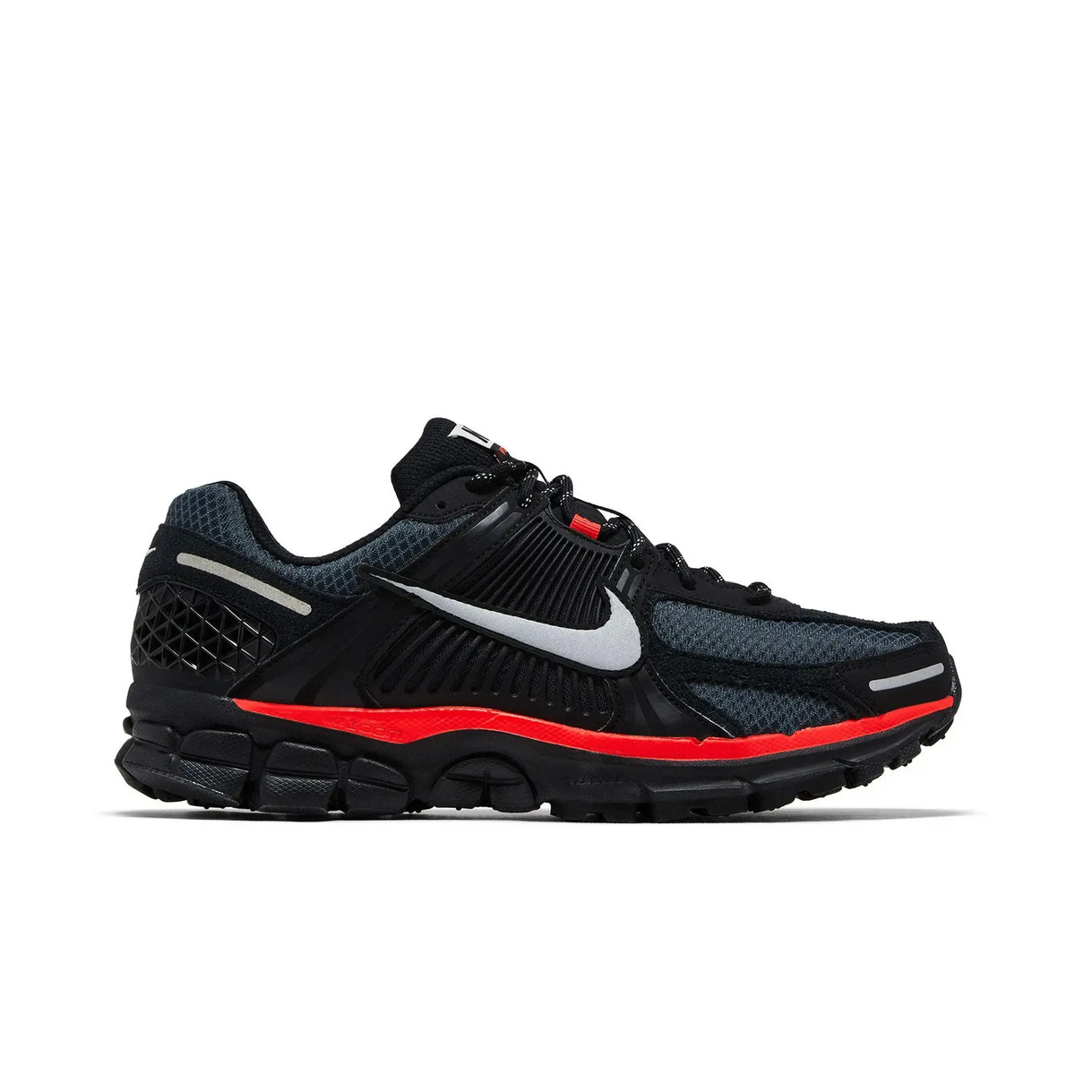 Nike Zoom Vomero 5 Black Metallic University Red sneaker 1 - stylecode HV2527-002