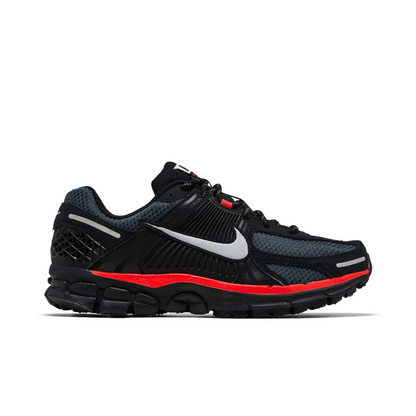 Nike Zoom Vomero 5 Black Metallic University Red sneaker 1 - stylecode HV2527-002