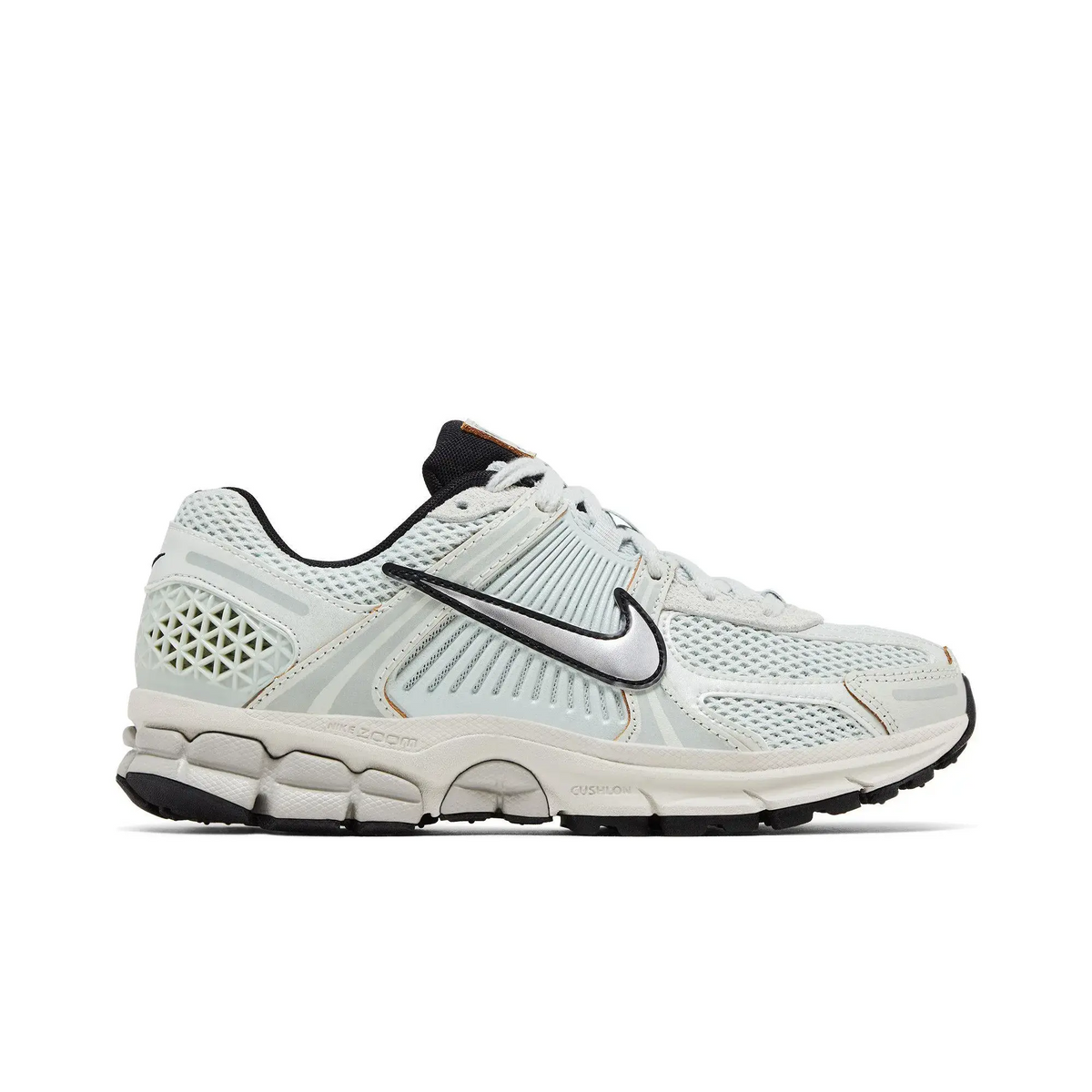 Nike Zoom Vomero 5 Light Silver Chrome (Women's) sneaker 1 - stylecode FN6742-001