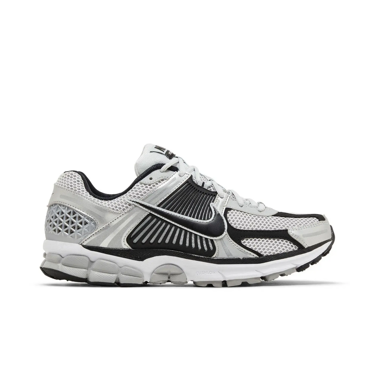 Nike Zoom Vomero 5 Metallic Silver Black sneaker 1 - stylecode FJ4151-004