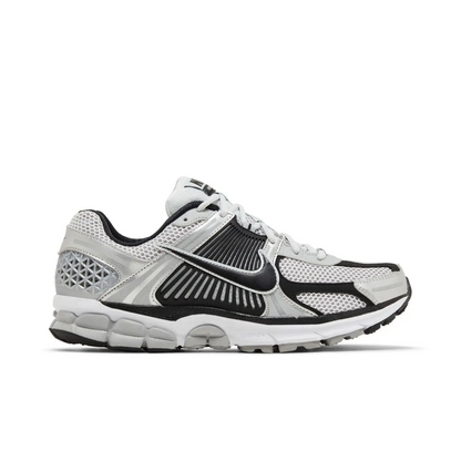Nike Zoom Vomero 5 Metallic Silver Black sneaker 1 - stylecode FJ4151-004