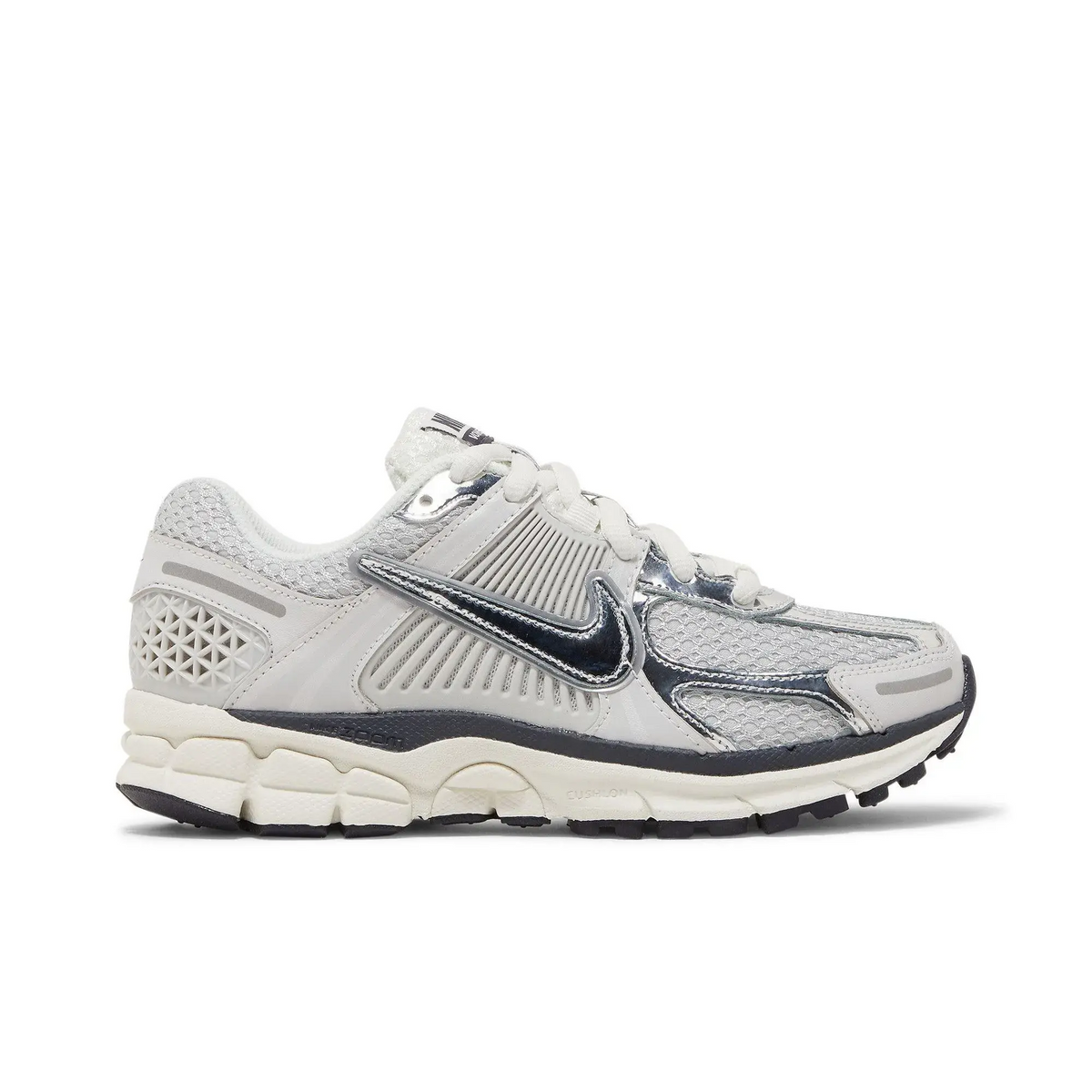 Nike Zoom Vomero 5 Photon Dust Metallic Silver (Women's) sneaker 1 - stylecode FD0884-025