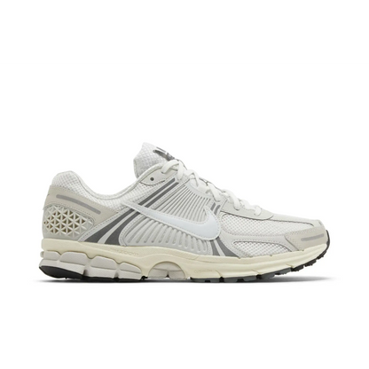 Nike Zoom Vomero 5 Platinum Tint sneaker 1 - stylecode HF0731-007