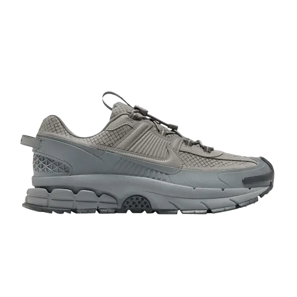 Nike Zoom Vomero 5 Roam Metallic Platinum sneaker 1 - stylecode HV6901-001