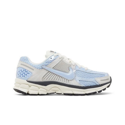 Nike Zoom Vomero 5 Royal Tint Photon Dust (Women's) sneaker 1 - stylecode FJ4588-025